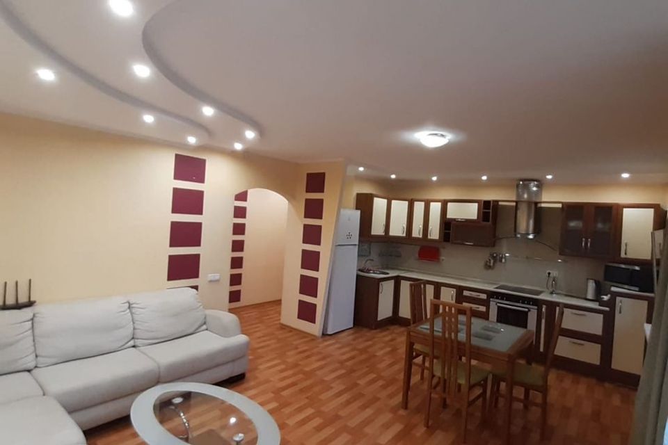 Сдаётся 3-комнатная квартира, 73 м²