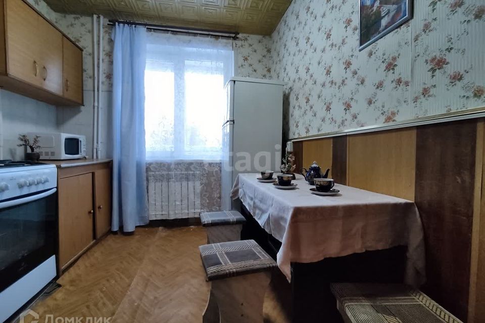 Продаётся 3-комнатная квартира, 58.3 м²