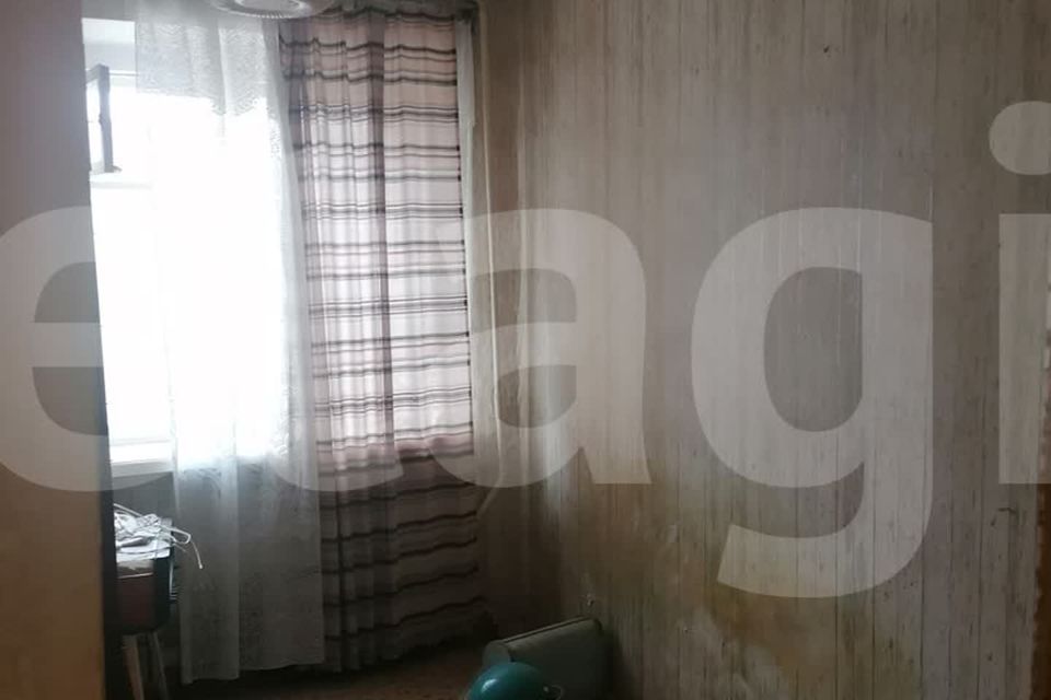Продаётся 4-комнатная квартира, 62 м²