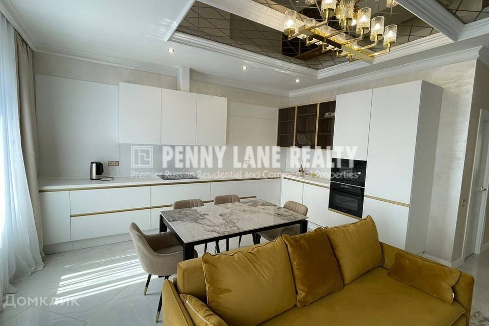 Продаётся 3-комнатная квартира, 93 м²