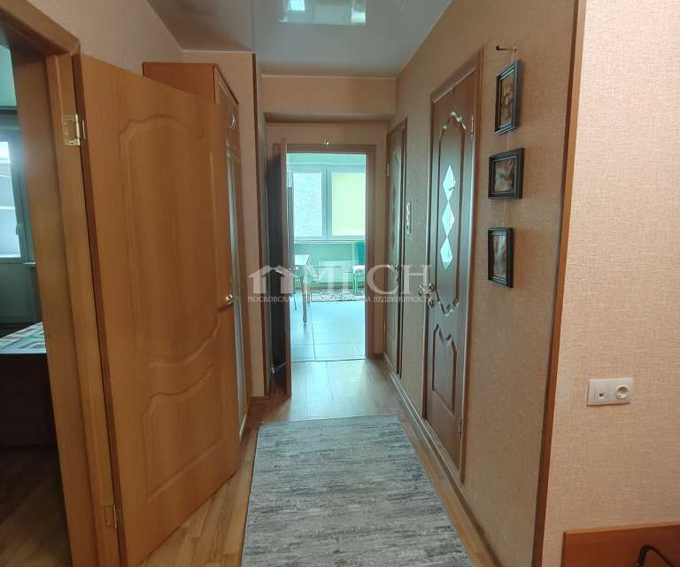 Продаётся 2-комнатная квартира, 59.7 м²