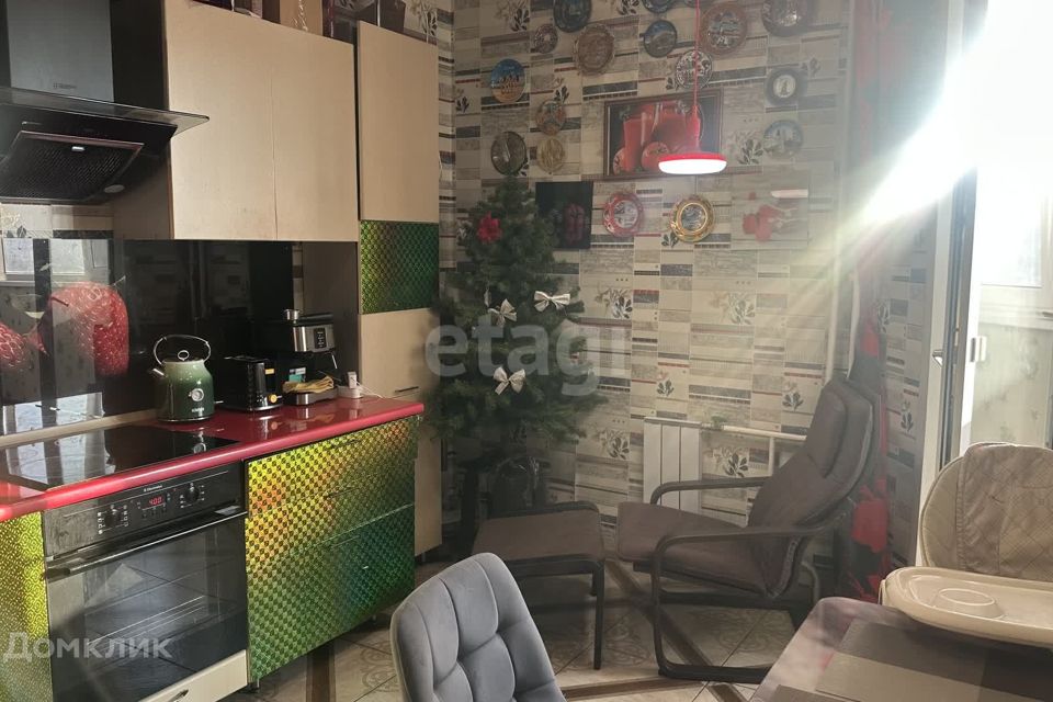 Продаётся 1-комнатная квартира, 49.2 м²