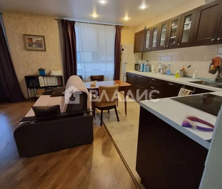 Продаётся 2-комнатная квартира, 66.5 м²