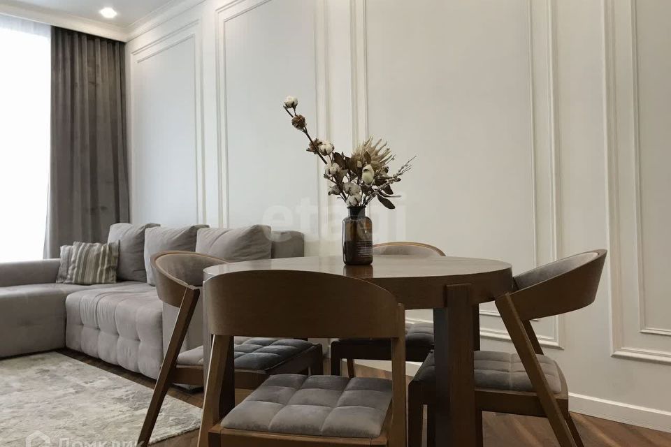 Продаётся 3-комнатная квартира, 74.7 м²