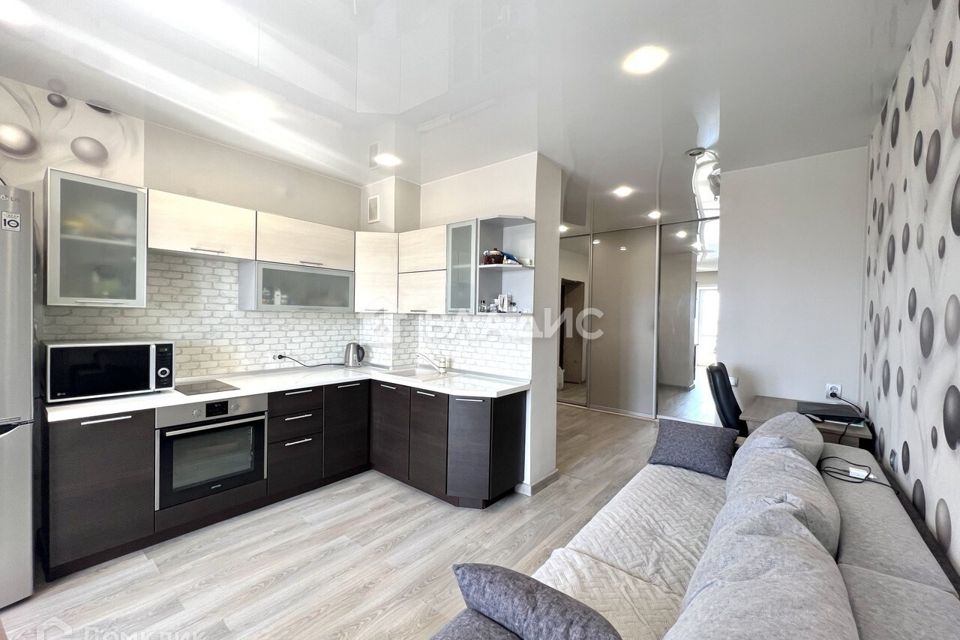 Продаётся 1-комнатная квартира, 45.5 м²