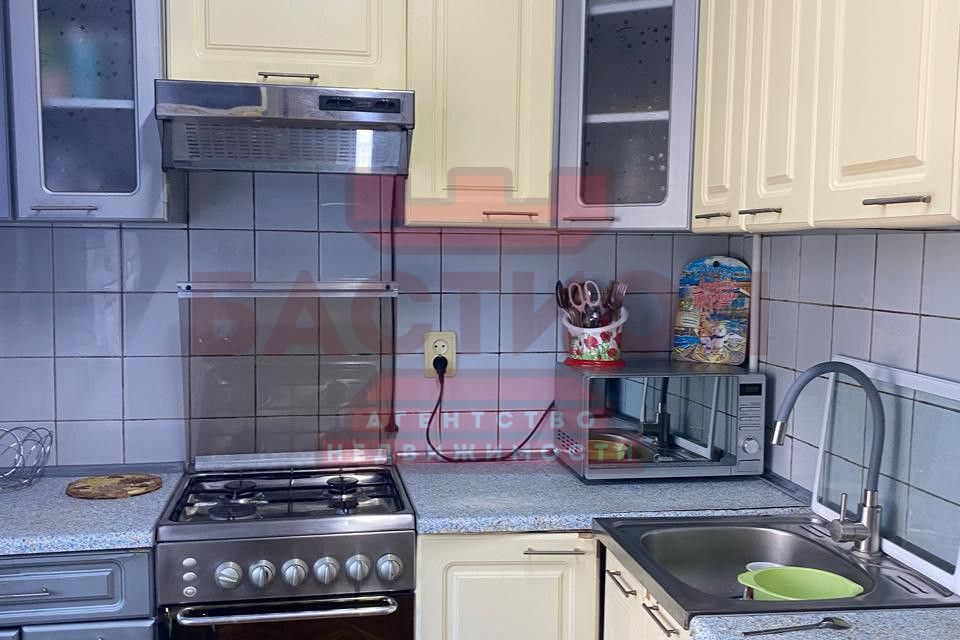 Продаётся 3-комнатная квартира, 55 м²