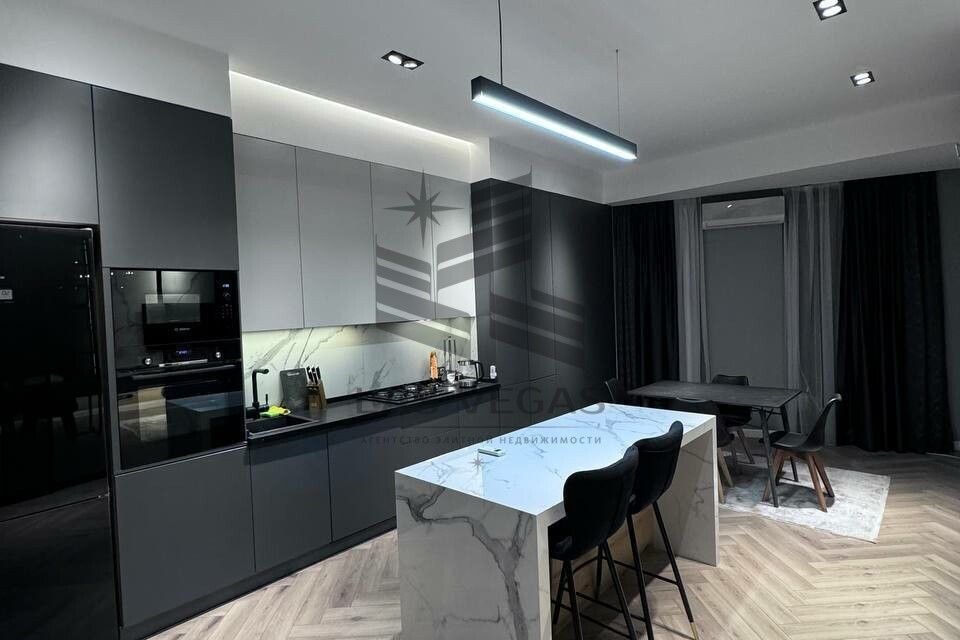 Сдаётся 3-комнатная квартира, 86 м²