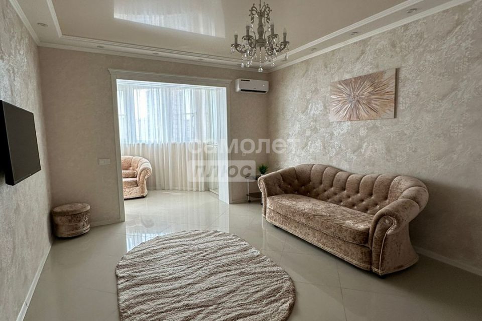 Продаётся 1-комнатная квартира, 65 м²