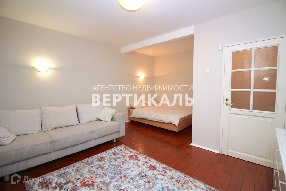 Сдаётся 2-комнатная квартира, 63 м²