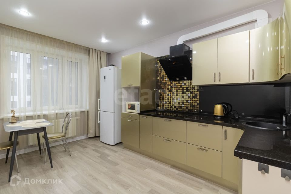 Сдаётся 2-комнатная квартира, 67 м²