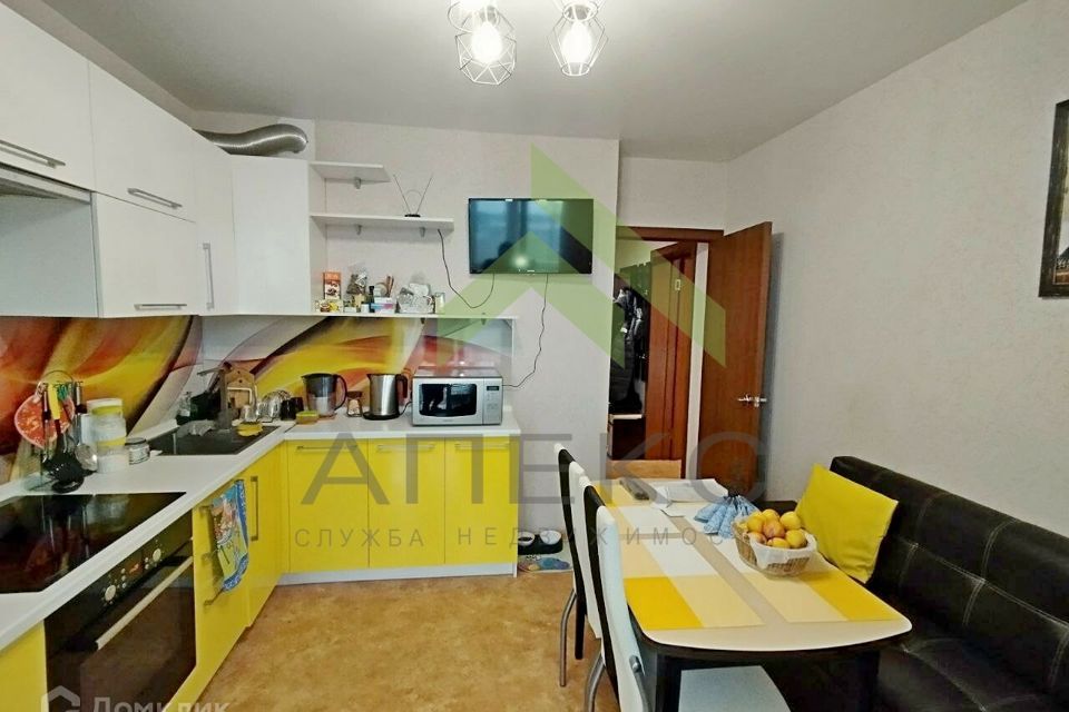 Продаётся 1-комнатная квартира, 37.3 м²