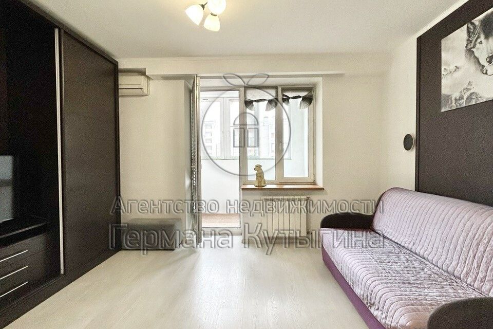 Продаётся 2-комнатная квартира, 70.2 м²