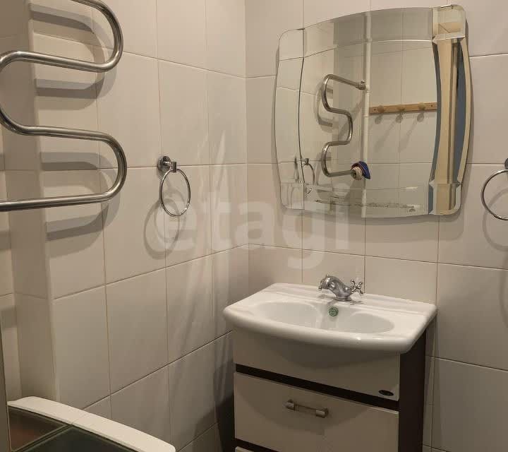 Сдаётся 1-комнатная квартира, 37 м²