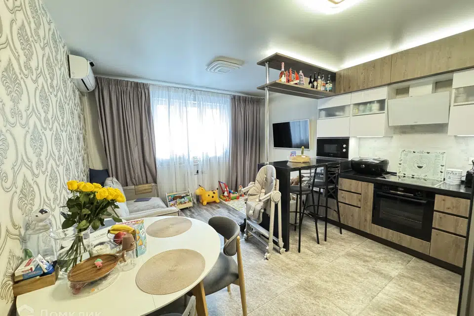 Продаётся 3-комнатная квартира, 66.3 м²