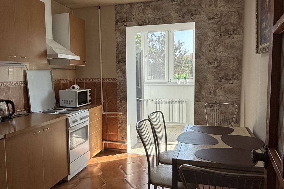 Сдаётся 3-комнатная квартира, 72 м²