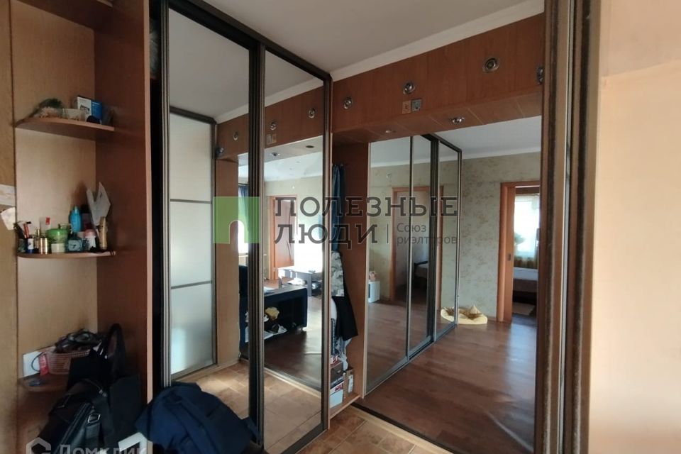 Продаётся 4-комнатная квартира, 60 м²