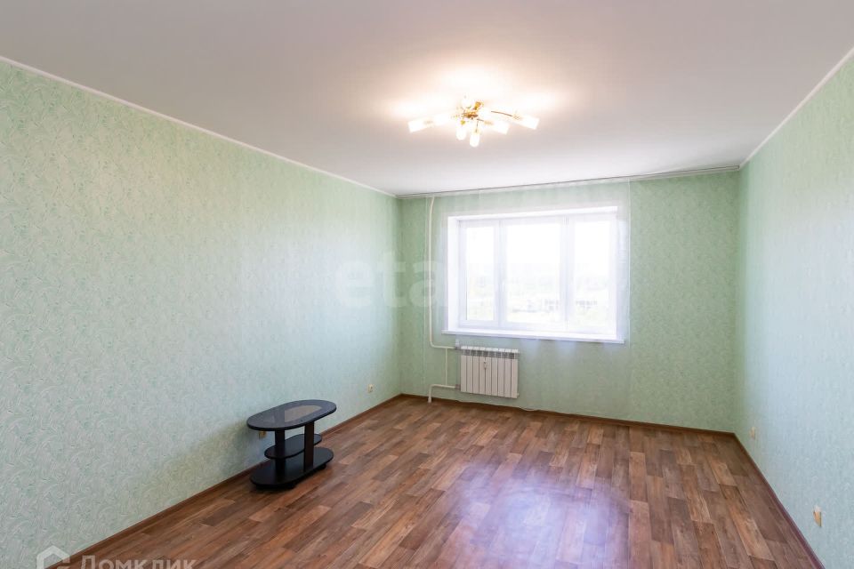 Продаётся 1-комнатная квартира, 42 м²