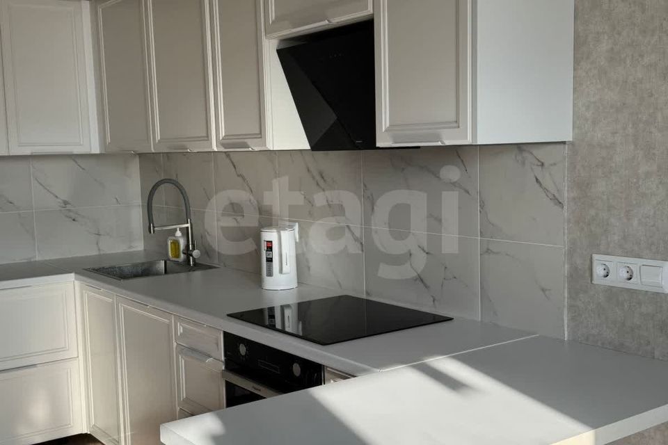 Продаётся 1-комнатная квартира, 40.8 м²