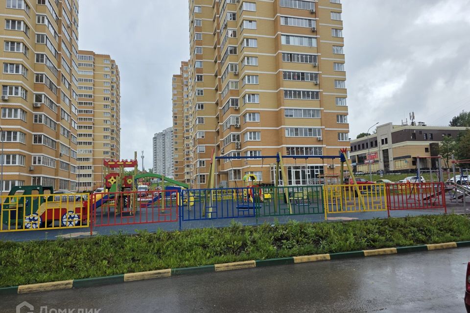 Продаётся 1-комнатная квартира, 46 м²