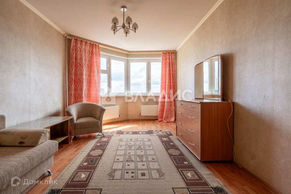 Продаётся 1-комнатная квартира, 42.1 м²