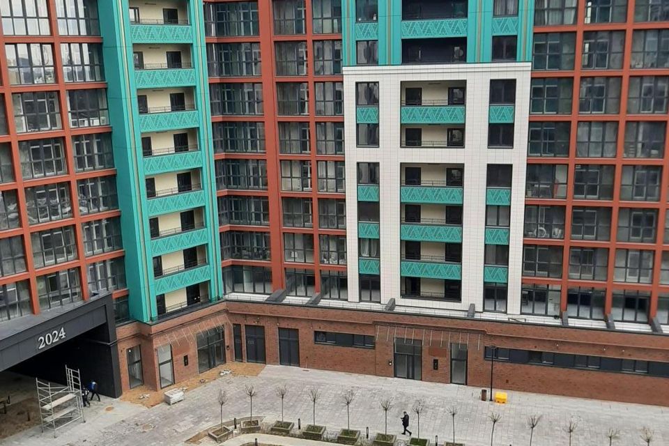 Продаётся 3-комнатная квартира, 102 м²