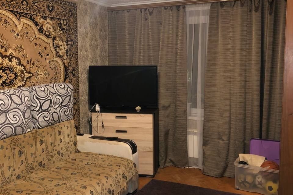 Продаётся 1-комнатная квартира, 35.6 м²