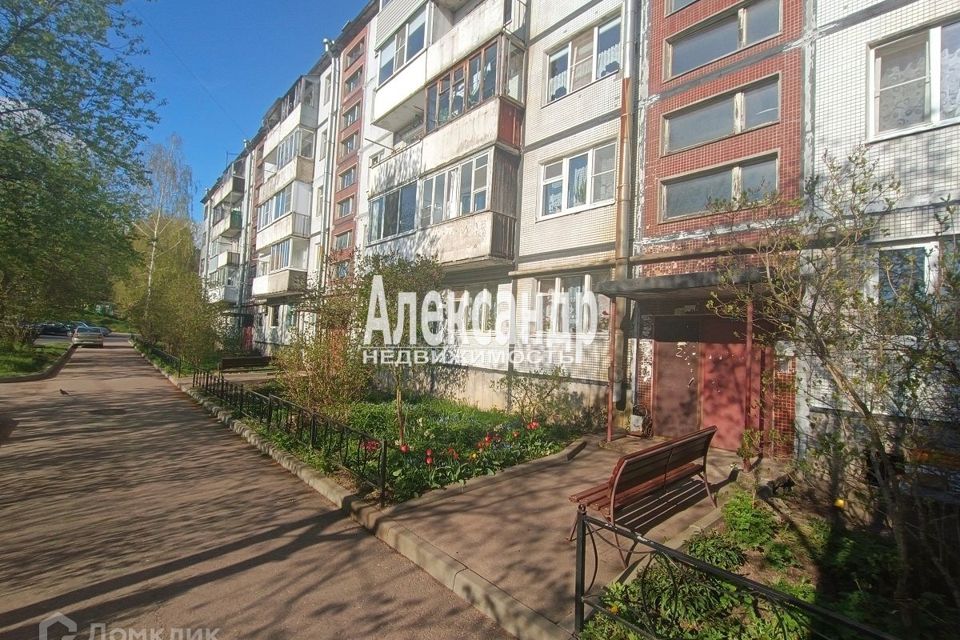 Продаётся 3-комнатная квартира, 62.3 м²