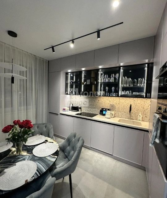 Продаётся 3-комнатная квартира, 81 м²