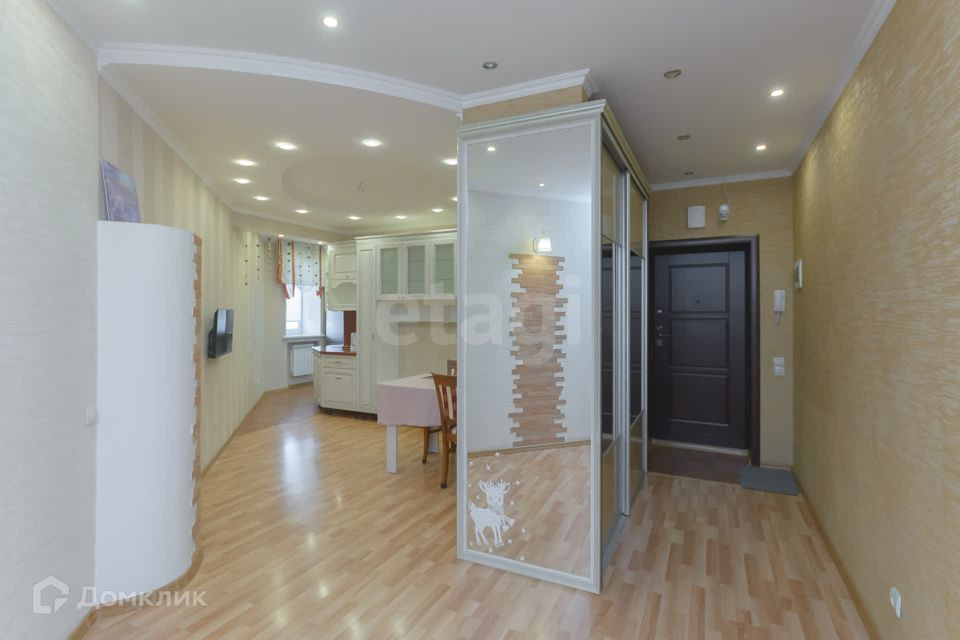 Продаётся 2-комнатная квартира, 71.7 м²