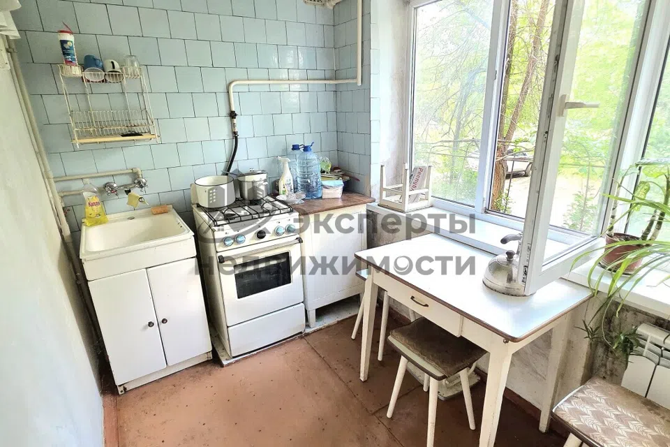 Продаётся 3-комнатная квартира, 53.6 м²