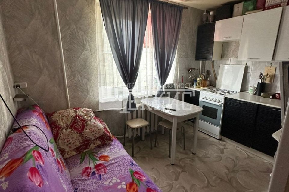 Продаётся 1-комнатная квартира, 38.3 м²