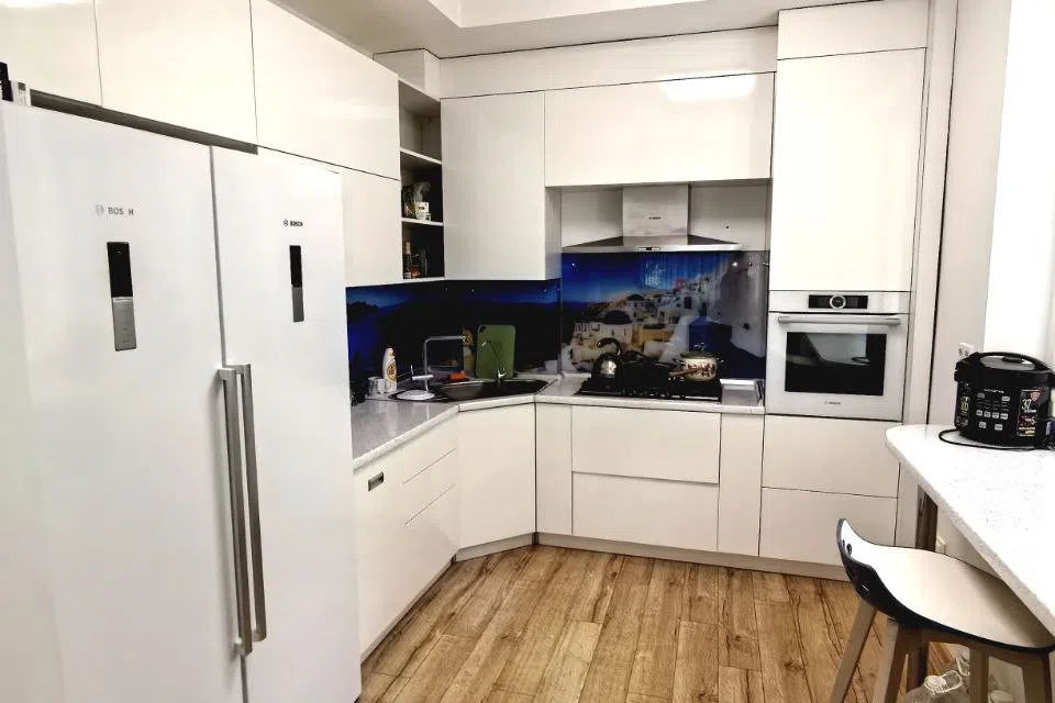 Продаётся 3-комнатная квартира, 136.5 м²