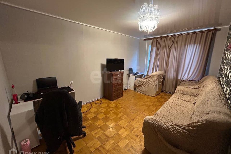 Продаётся 2-комнатная квартира, 43.6 м²