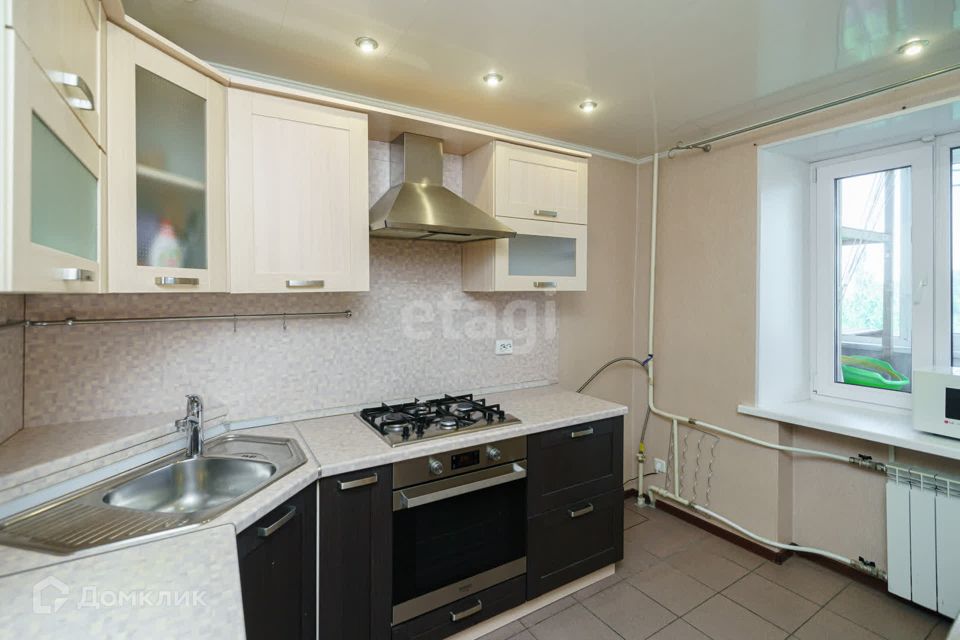 Продаётся 3-комнатная квартира, 59.5 м²