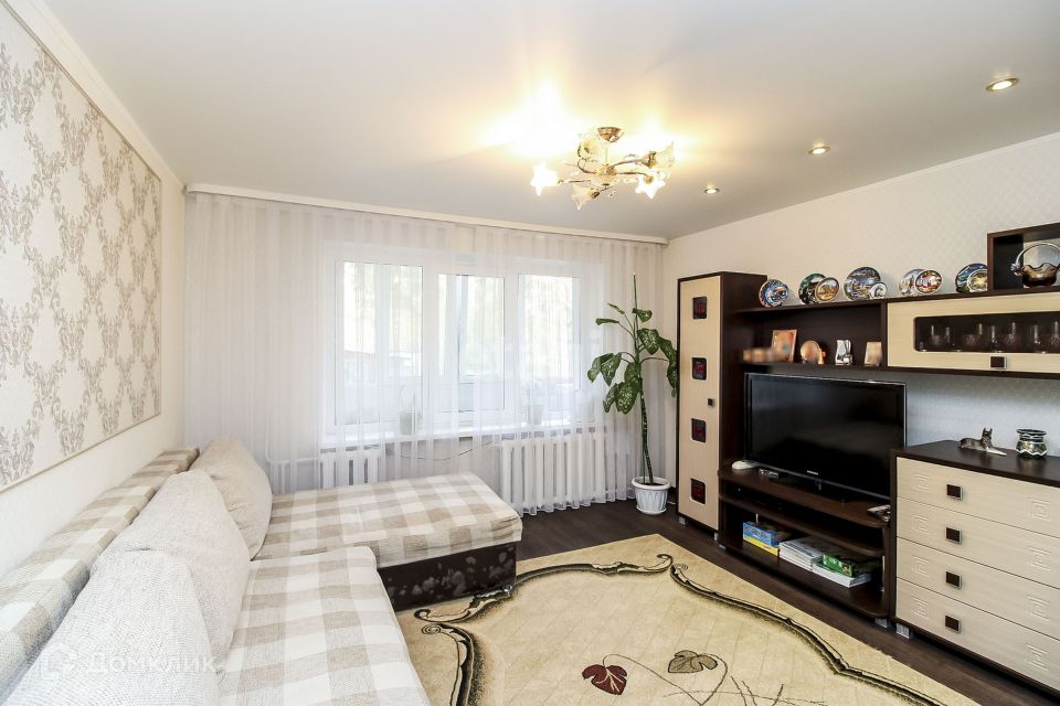 Продаётся 3-комнатная квартира, 60.7 м²