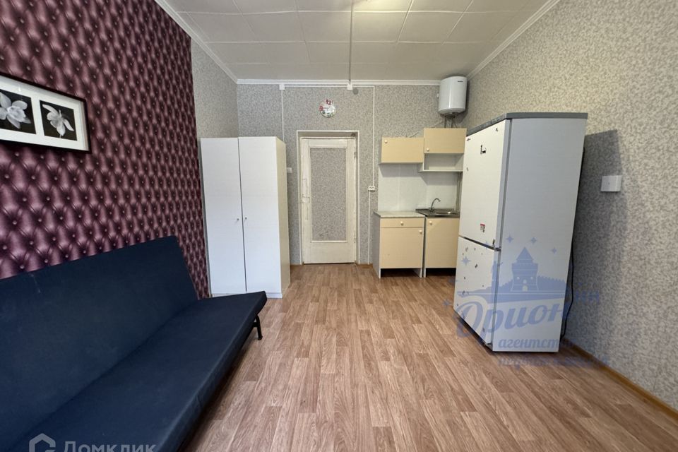 Продаётся комната в 6-комн. квартире, 15.2 м²