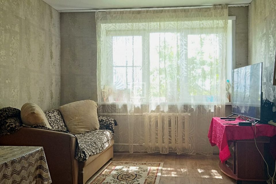 Продаётся 2 комнаты в 6-комн. квартире, 22 м²