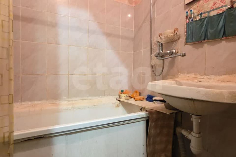 Продаётся 2-комнатная квартира, 50.2 м²