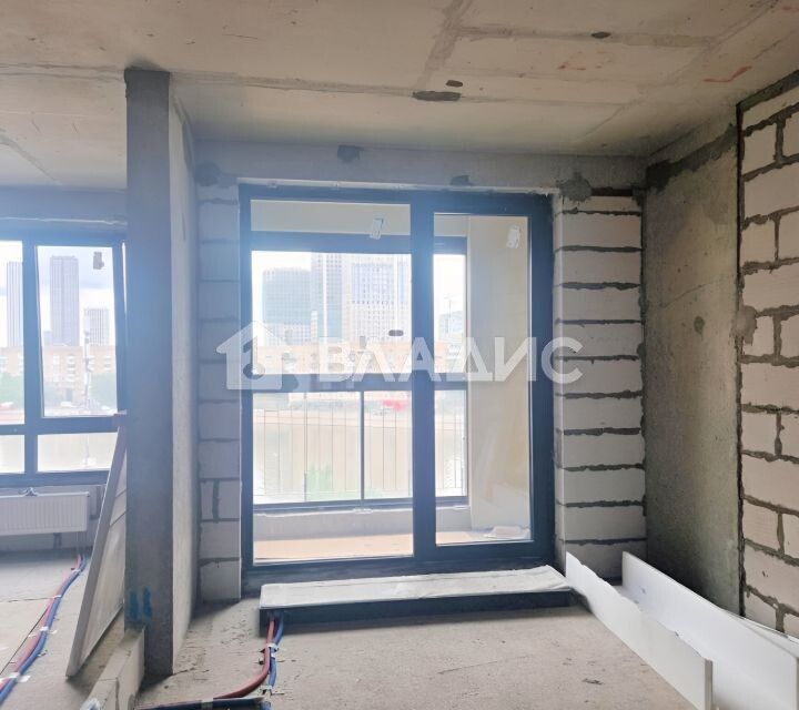 Продаётся 3-комнатная квартира, 102.3 м²
