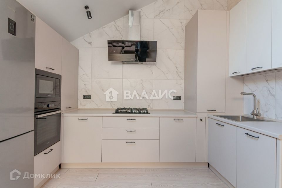 Продаётся 2-комнатная квартира, 85.5 м²