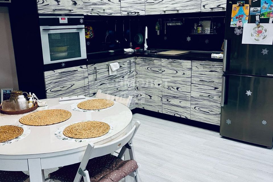 Продаётся 1-комнатная квартира, 44 м²