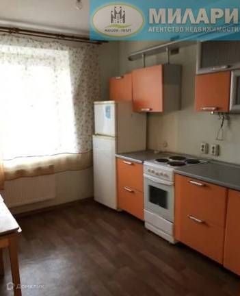 Сдаётся 1-комнатная квартира, 42 м²