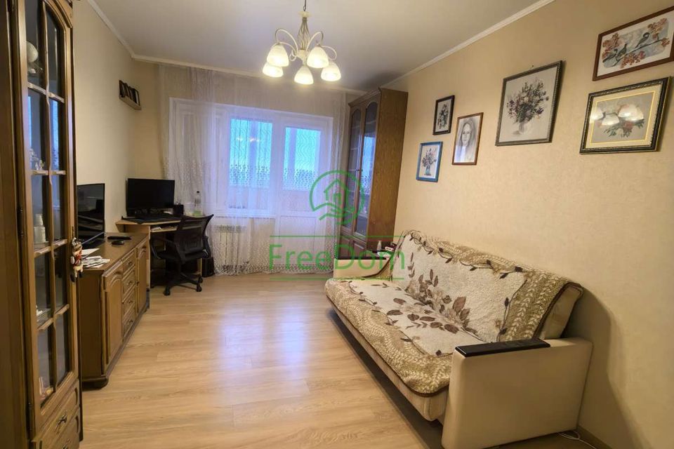 Продаётся 1-комнатная квартира, 38.5 м²