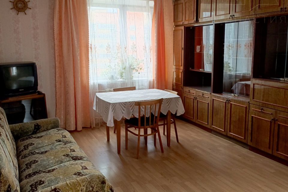Продаётся 3-комнатная квартира, 76.1 м²