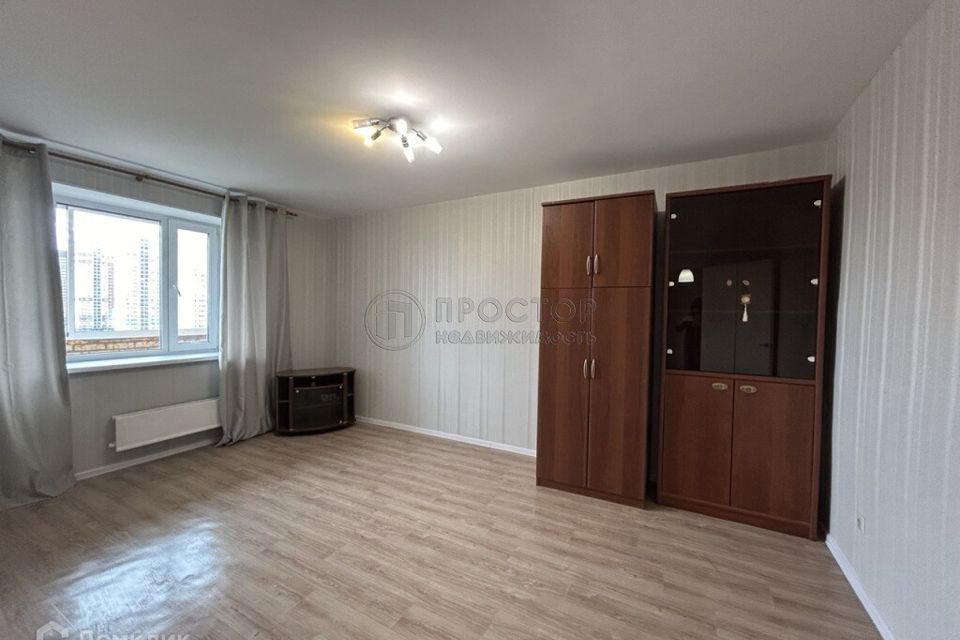 Продаётся 2-комнатная квартира, 57 м²