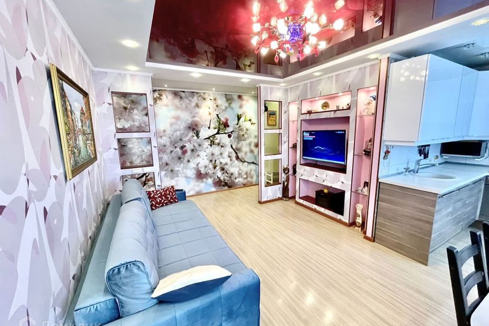 Продаётся 3-комнатная квартира, 54.7 м²