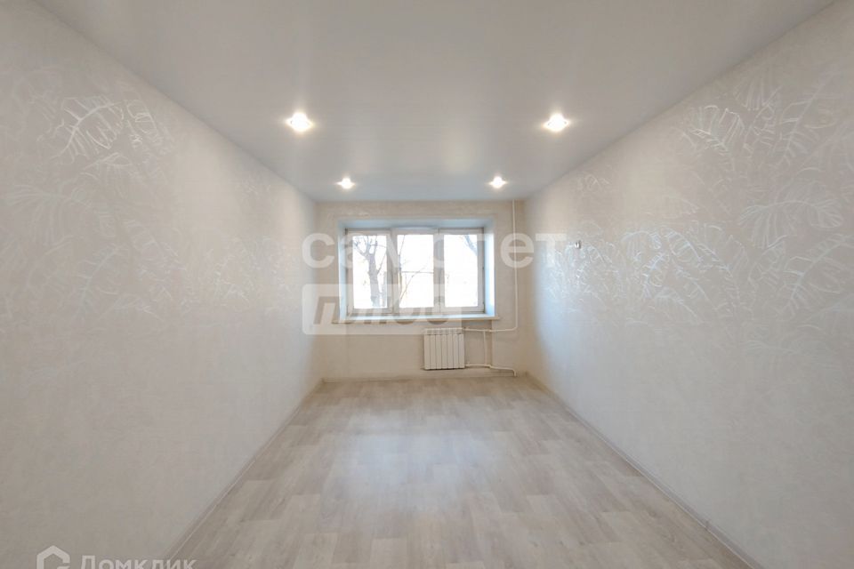 Продаётся 3-комнатная квартира, 58.3 м²
