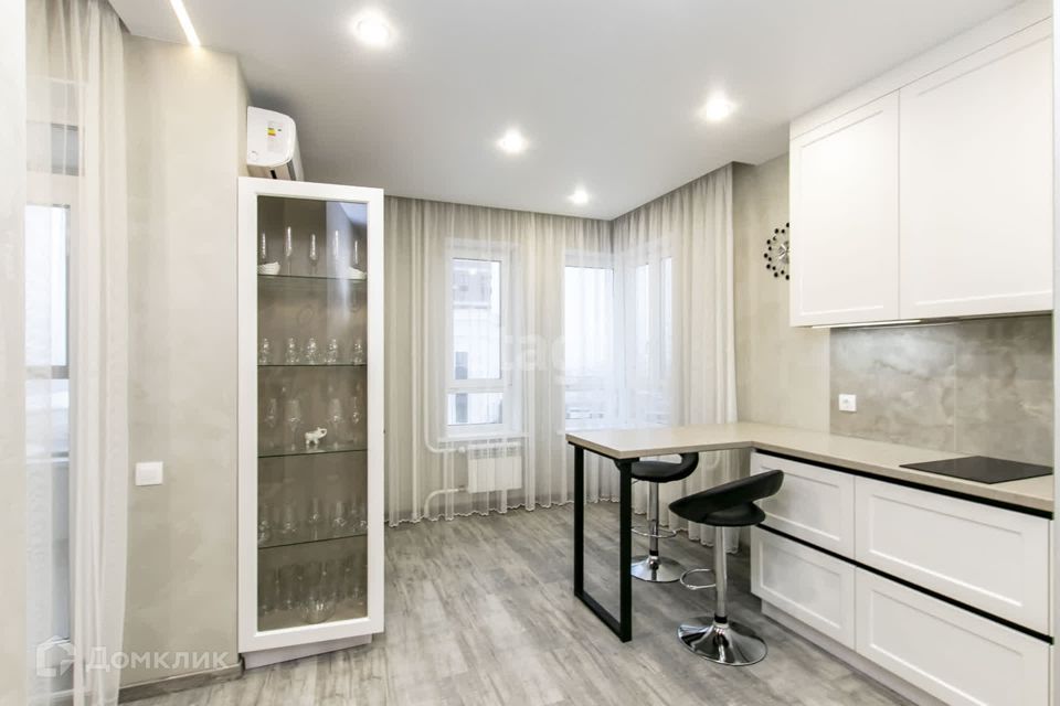 Продаётся 3-комнатная квартира, 90 м²