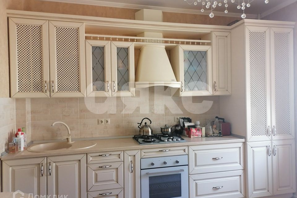 Продаётся 1-комнатная квартира, 48 м²