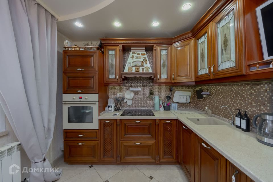 Продаётся 2-комнатная квартира, 62.3 м²